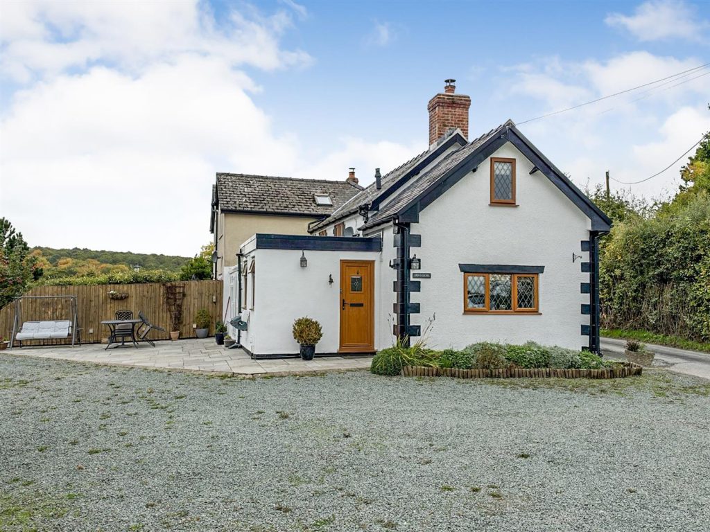 Llanfair Caereinion