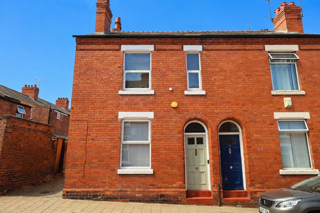 Leonard Street, Chester