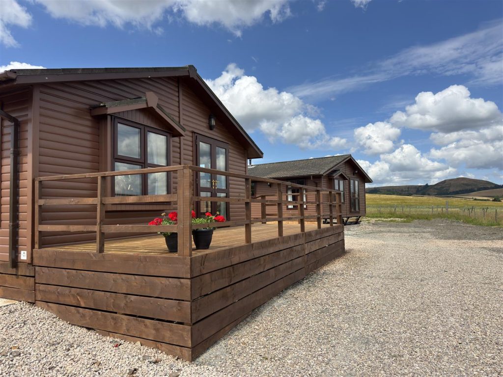 Penrhos Park Lodges, Meifod