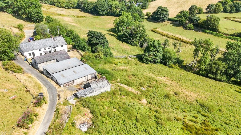 Cefn Ddwysarn, Bala