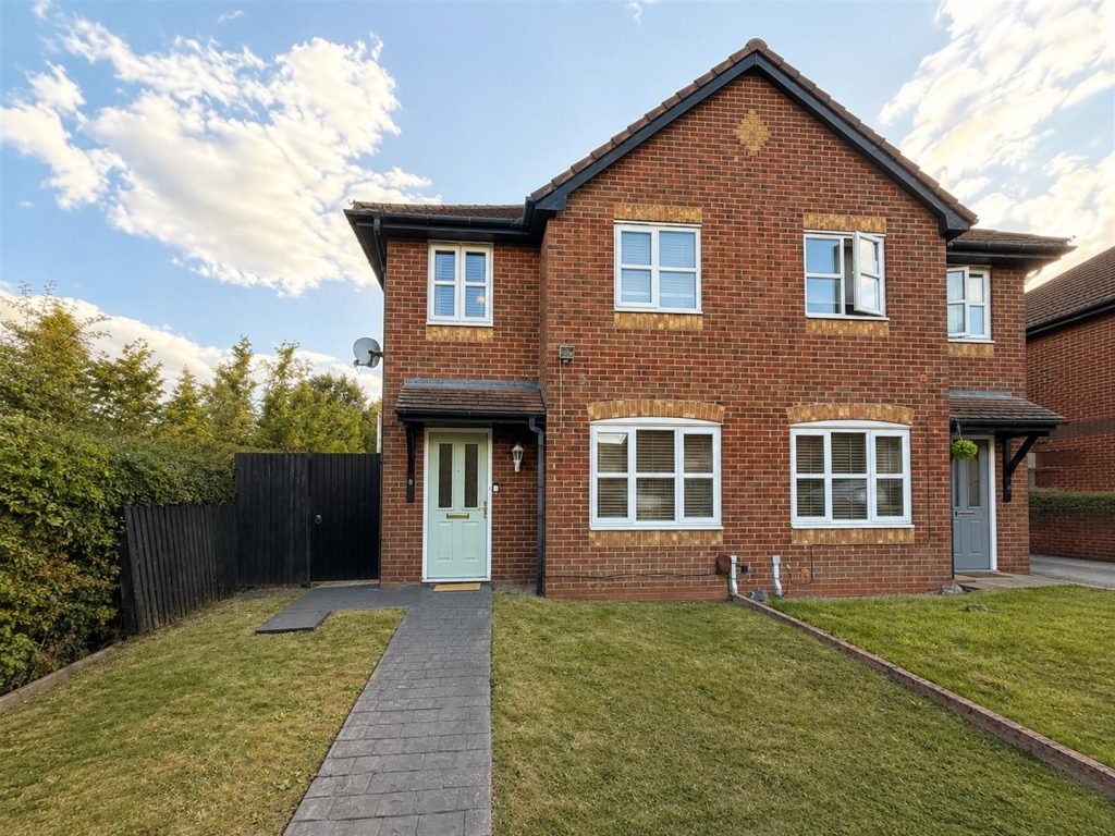 Peris Close, New Broughton, Wrexham