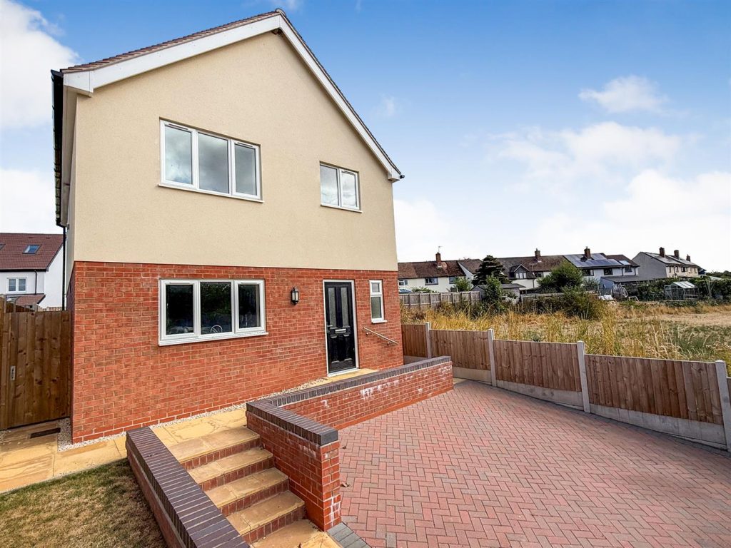 Queensway, Nesscliffe, Shrewsbury