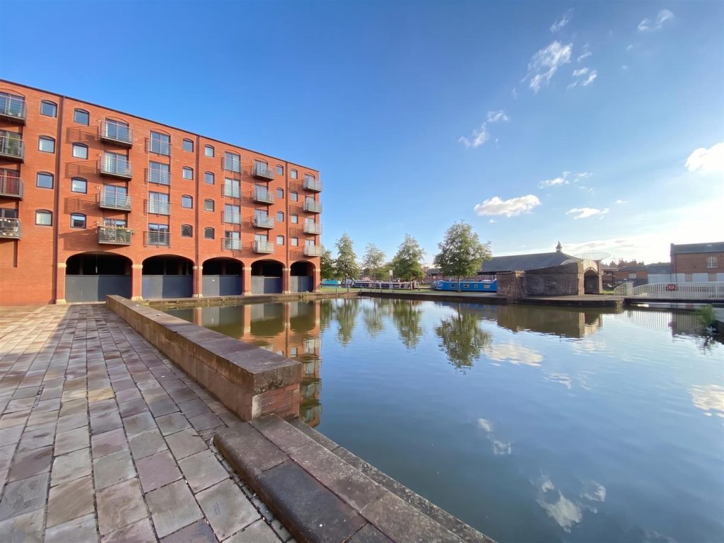 Wharf View, Chester