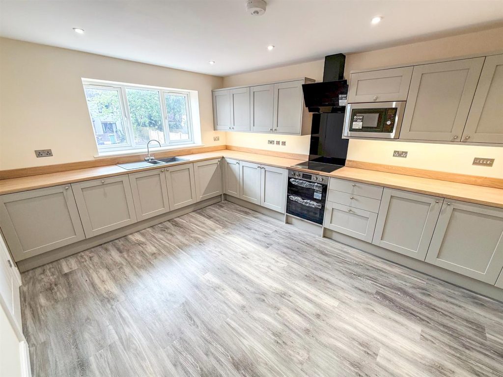 Queensway, Nesscliffe, Shrewsbury