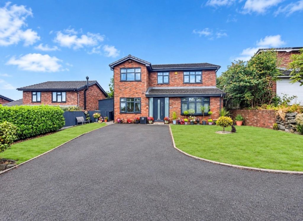 Pen Y Cae Avenue, Gobowen, Oswestry