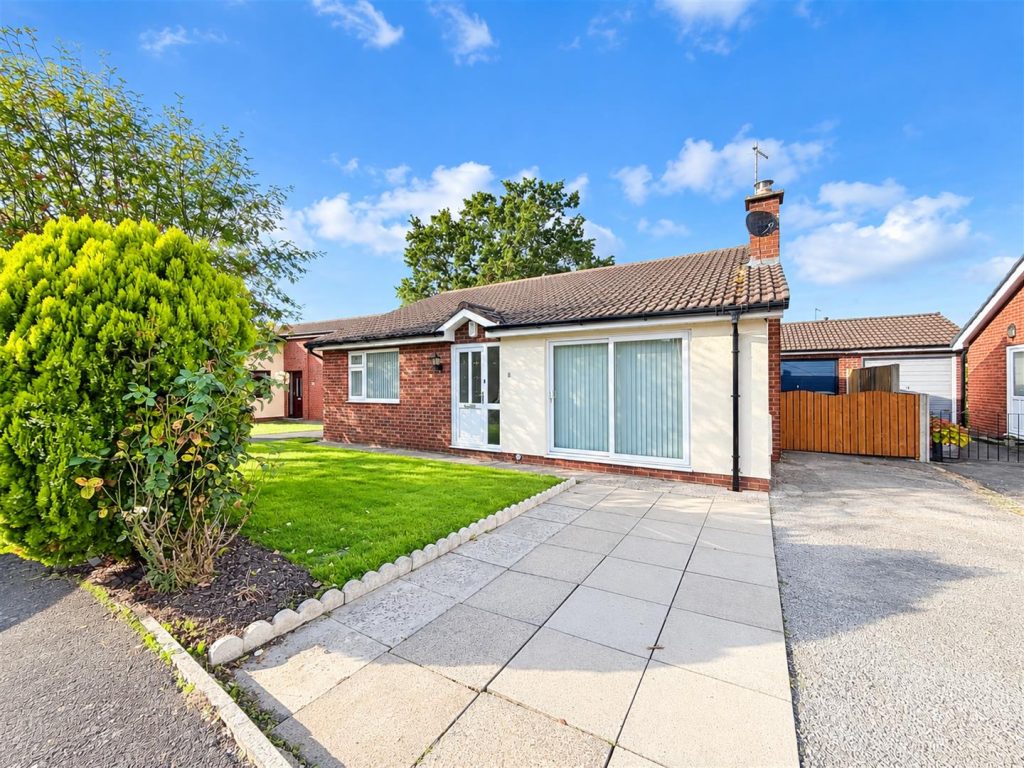 8 Abbey GardensBangor On DeeWrexham