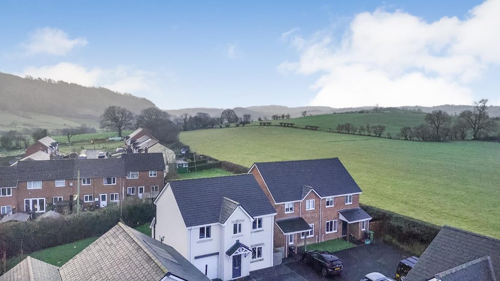 Cysgod Y Gyrn, Llansilin, Oswestry