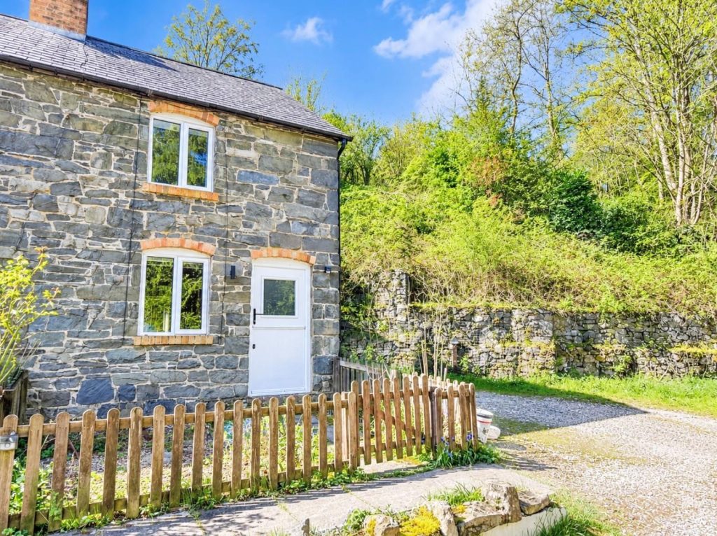 Aberteirw Terrace, Pandy, Llangollen